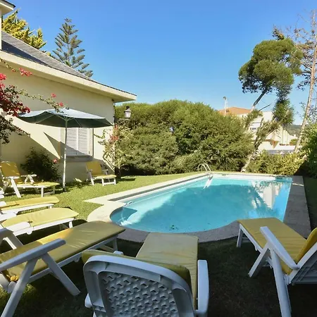 Charming House With Garden And Pool